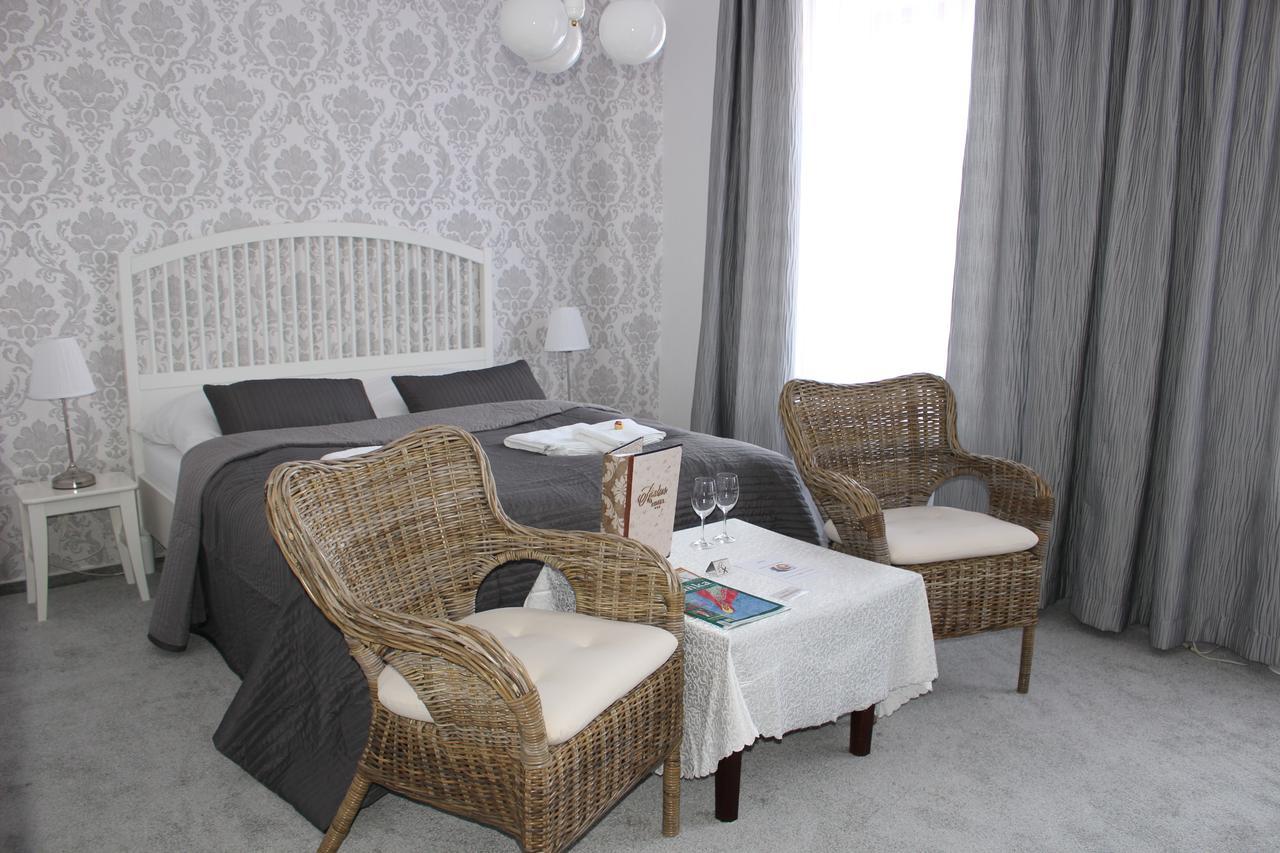 Hotel Amadeus Ceske Budejovice Exterior foto